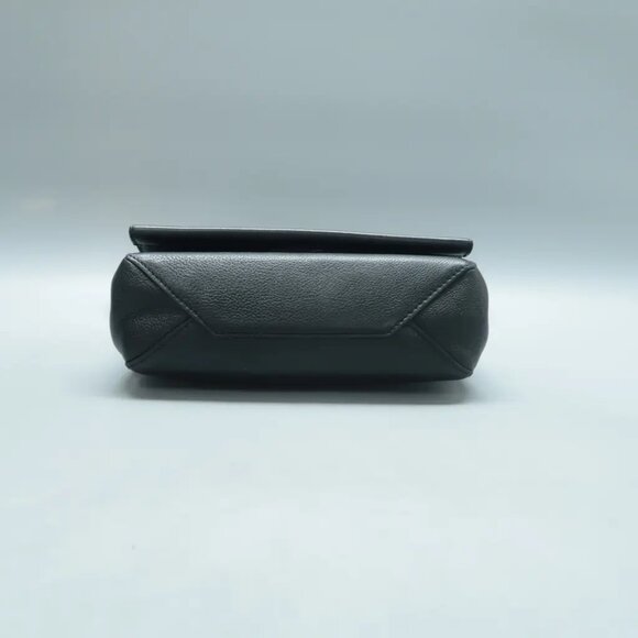 100% Authentic Louis Vuitton Lockme Black Leather Satchel 1126-112524 - Picture 4 of 11